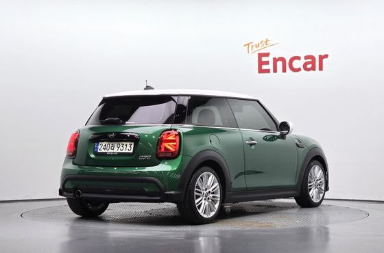Mini Cooper Classic Third Generation — пробег 48 615 км — фото 2 из 5