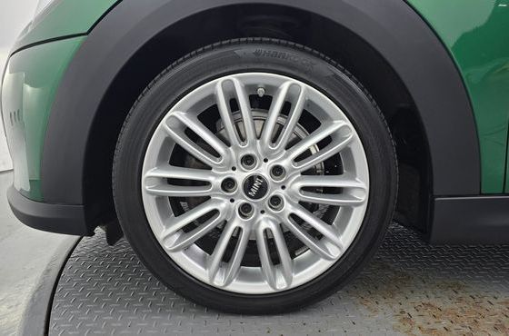 Mini Cooper Classic Third Generation — пробег 48 615 км — фото 5 из 5