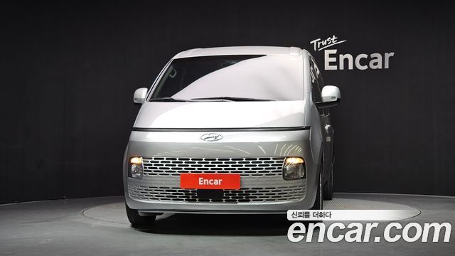 Hyundai Staria Cargo 5-Seater Modern — пробег 315 823 км — фото 3 из 5