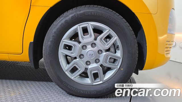 Hyundai Staria L3.5  Kinder Safety Car 15-Seater — пробег 26 287 км — фото 5 из 5