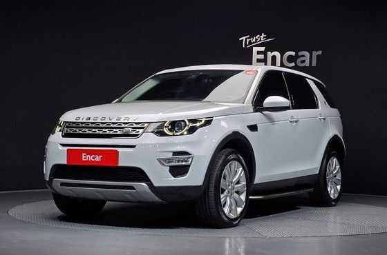 Land Rover Discovery Sport 2.0 TD4 HSE Luxury — пробег 126 006 км — фото 1 из 5