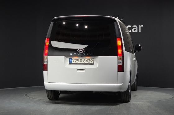 Hyundai Staria Tourer 11-Seater Modern — пробег 34 034 км — фото 4 из 5