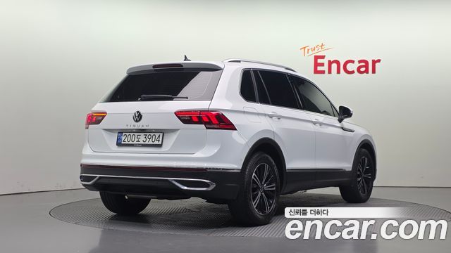 Volkswagen Tiguan 2.0 TDI Premium — пробег 47 200 км — фото 2 из 5