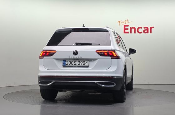 Volkswagen Tiguan 2.0 TDI Premium — пробег 47 200 км — фото 4 из 5