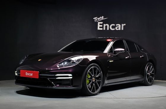 Porsche Panamera 2.9 AWD E-Hybrid — пробег 8 309 км — фото 1 из 5