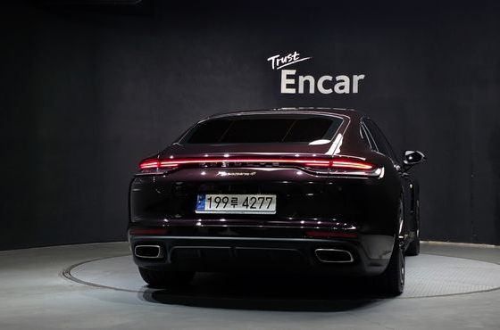 Porsche Panamera 2.9 AWD E-Hybrid — пробег 8 309 км — фото 4 из 5