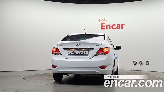 Hyundai Accent из Кореи Encar