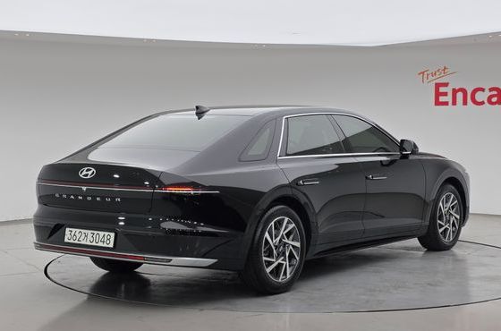 Hyundai Grandeur Premium — пробег 9 542 км — фото 2 из 5