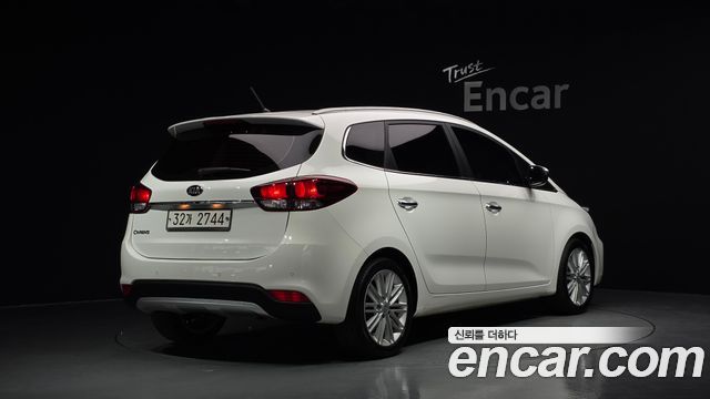 Kia Carens 2.0 LPI Prestige — пробег 86 353 км — фото 2 из 5