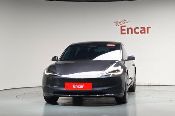Tesla Model 3 Premium Long Range RWD — пробег 7 929 км — фото 3 из 5