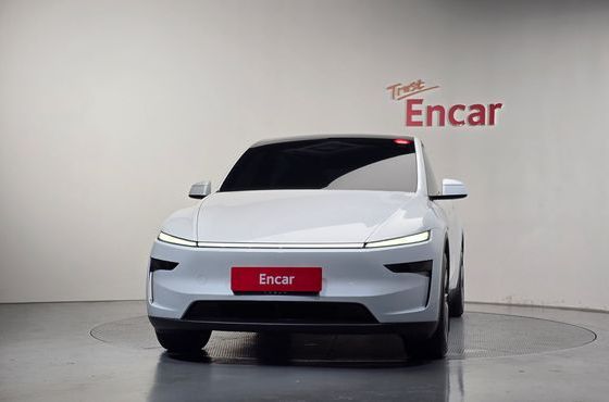 Tesla Model Y Premium RWD — пробег 14 759 км — фото 3 из 5