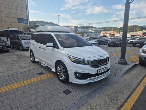 Kia Carnival 9-seater Prestige — пробег 151 650 км — фото 1 из 5
