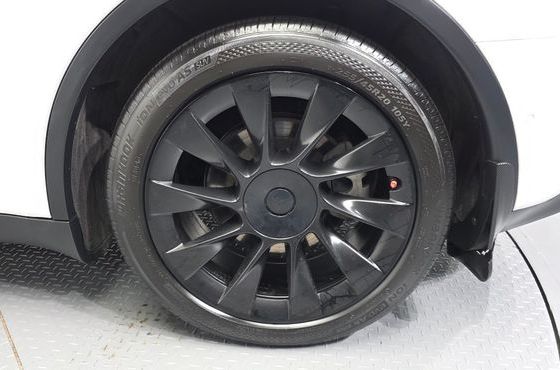 Tesla Model Y Long Range AWD — пробег 93 543 км — фото 5 из 5