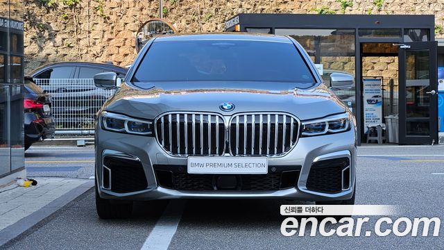 BMW 7-Series 745Le iPerformance M Sport — пробег 25 947 км — фото 3 из 5