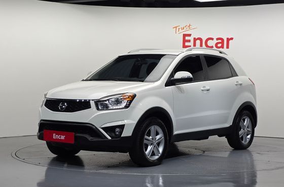 Ssangyong KORANDO 2.0 CVS 2WD Deluxe — пробег 74 288 км — фото 1 из 5