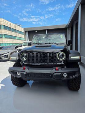 Jeep Wrangler 2.0 Rubicon Power Top 4Door — пробег 44 км — фото 3 из 5