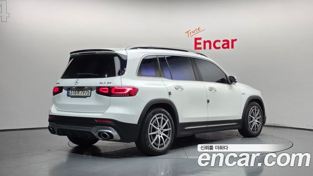 Mercedes-Benz GLB-Class AMG GLB35 4MATIC — пробег 102 734 км — фото 2 из 5