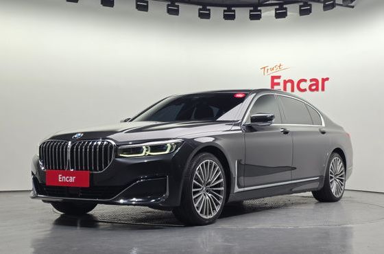 BMW 7-Series 740Li xDrive Design Pure Excellence — пробег 80 188 км — фото 1 из 5