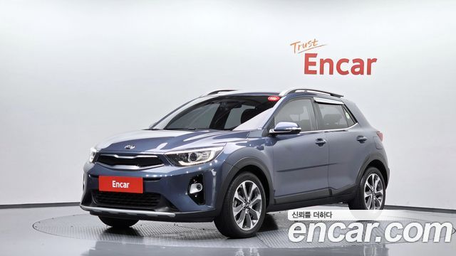 Kia Stonic из Кореи Encar