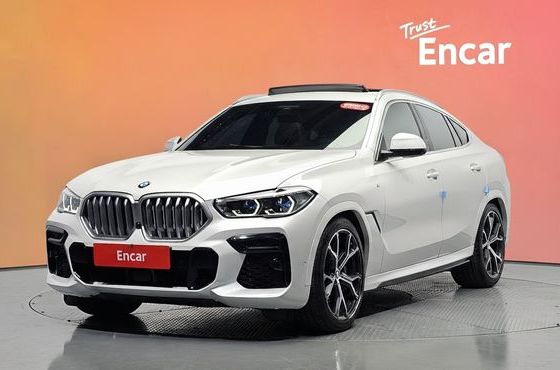 BMW X6 xDrive40i M Sport — пробег 49 286 км — фото 1 из 5
