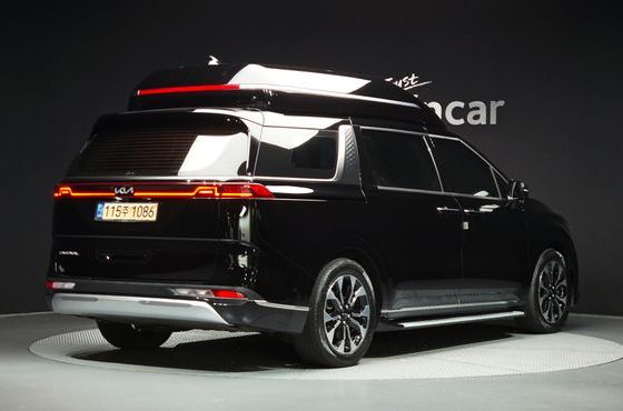 Kia Carnival Gasoline 9-Seater Hi-Limousine Signature — пробег 76 398 км — фото 2 из 5