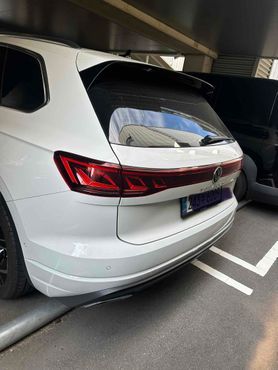 Volkswagen Touareg 3.0 TDI Prestige — пробег 14 400 км — фото 3 из 5
