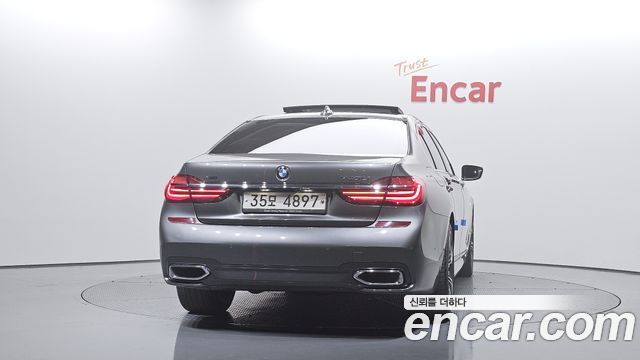 BMW 7-Series 740Li xDrive M Sport Package — пробег 203 874 км — фото 4 из 5