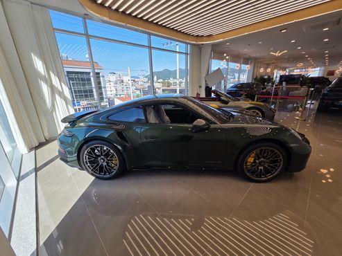 Porsche 911 Carrera S — пробег 30 км — фото 3 из 5