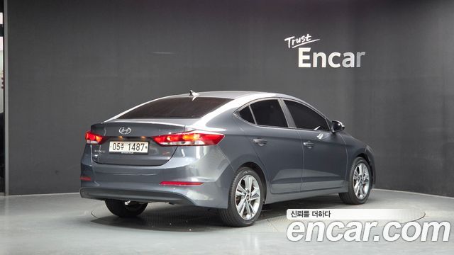 Hyundai AVANTE из Кореи Encar