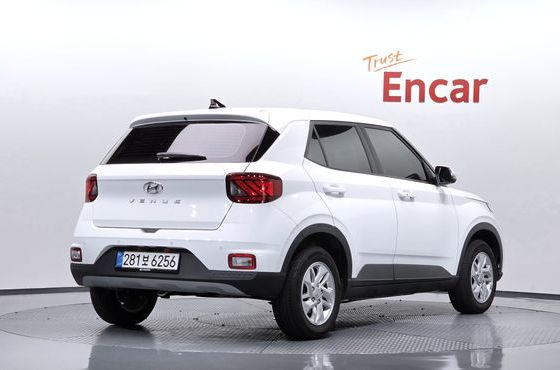 Hyundai Venue 1,6 Premium — пробег 20 212 км — фото 2 из 5