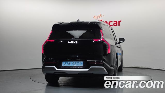 Kia EV9 из Кореи Encar
