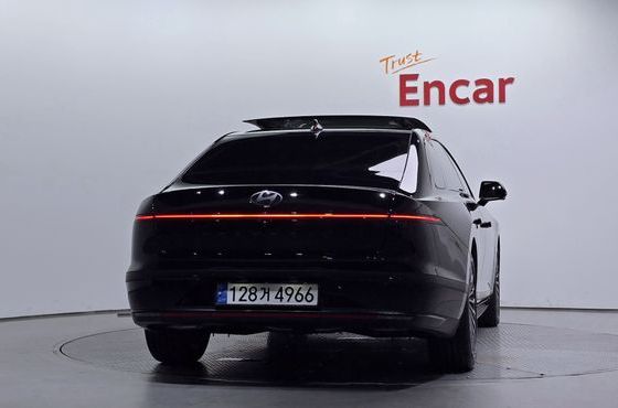 Hyundai Grandeur Calligraphy — пробег 14 289 км — фото 4 из 5