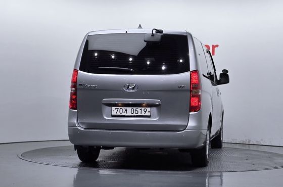 Hyundai Starex Wagon 12-Seater Smart — пробег 137 333 км — фото 4 из 5