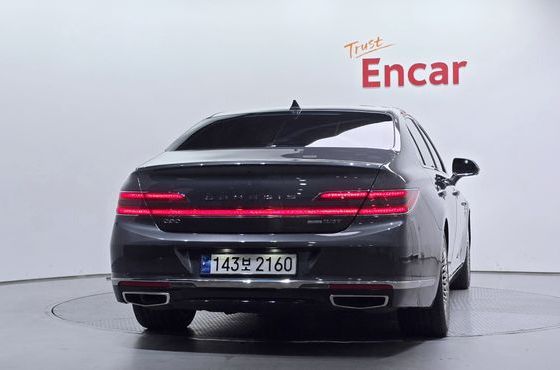 Genesis G90 3.3 T AWD Structure Change (Bi-Fuel) — пробег 89 936 км — фото 4 из 5