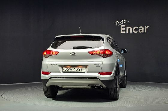 Hyundai Tucson Diesel 2.0 4WD Style — пробег 108 321 км — фото 4 из 5
