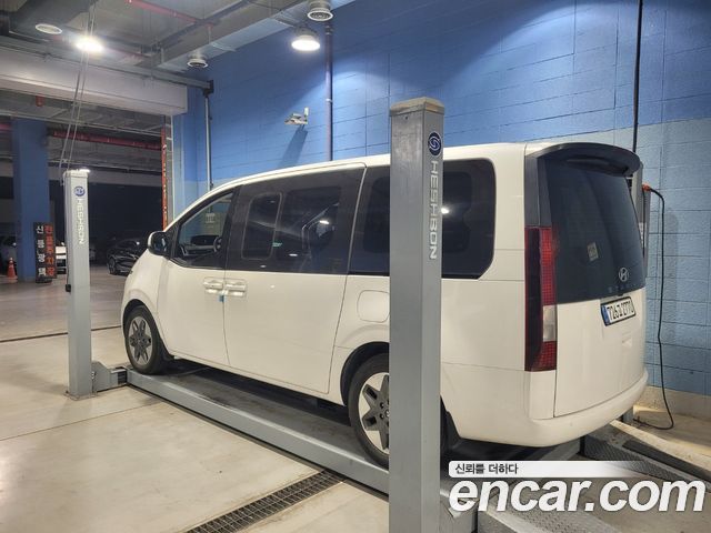 Hyundai Staria из Кореи Encar
