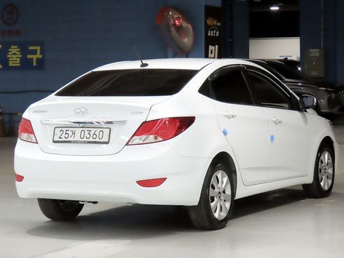 Hyundai Accent 1.4 VVT Modern — пробег 67 142 км — фото 4 из 5