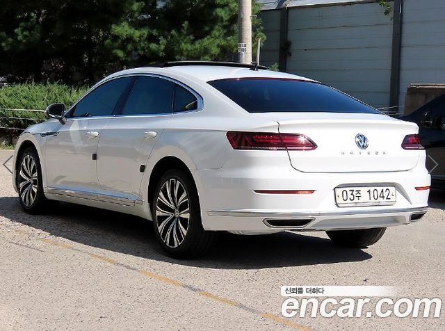 Volkswagen Arteon 2.0 TDI Premium — пробег 180 911 км — фото 3 из 5
