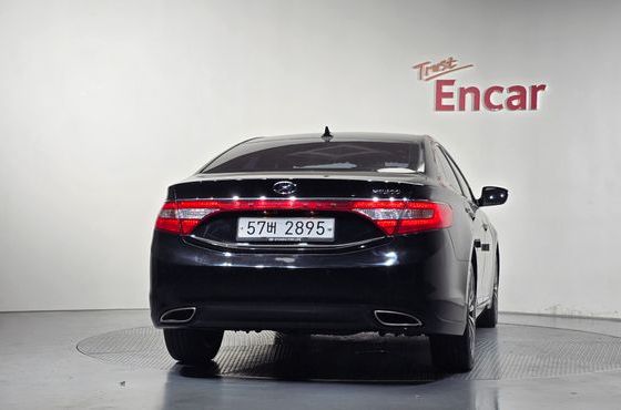 Hyundai Grandeur HG300 Premium — пробег 79 759 км — фото 4 из 5