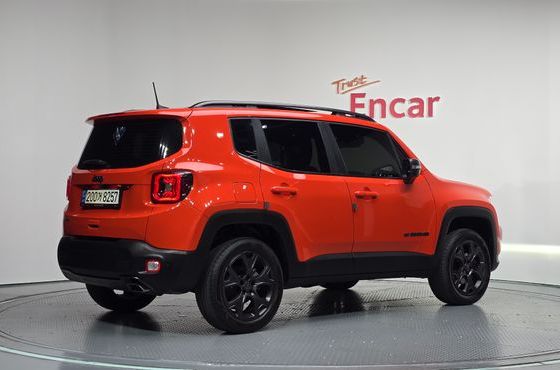 Jeep Renegade 2.4 80th Edition AWD — пробег 32 932 км — фото 2 из 5