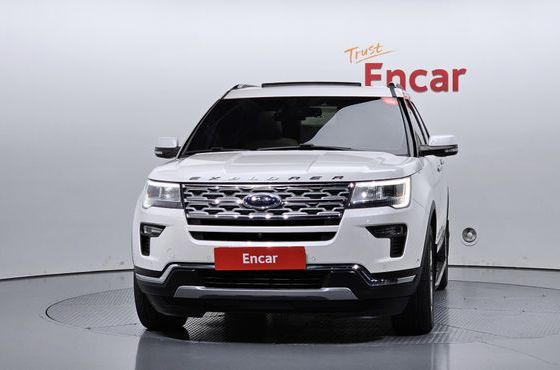 Ford Explorer 3.5 Limited 4WD 5th — пробег 64 687 км — фото 3 из 5