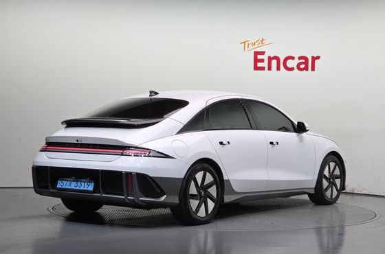 Hyundai Ioniq6 Long Range Exclusive + — пробег 29 485 км — фото 2 из 5