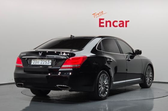 Hyundai Equus VS380 Exclusive — пробег 227 045 км — фото 2 из 5