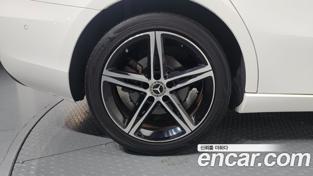 Mercedes-Benz A-Class из Кореи Encar