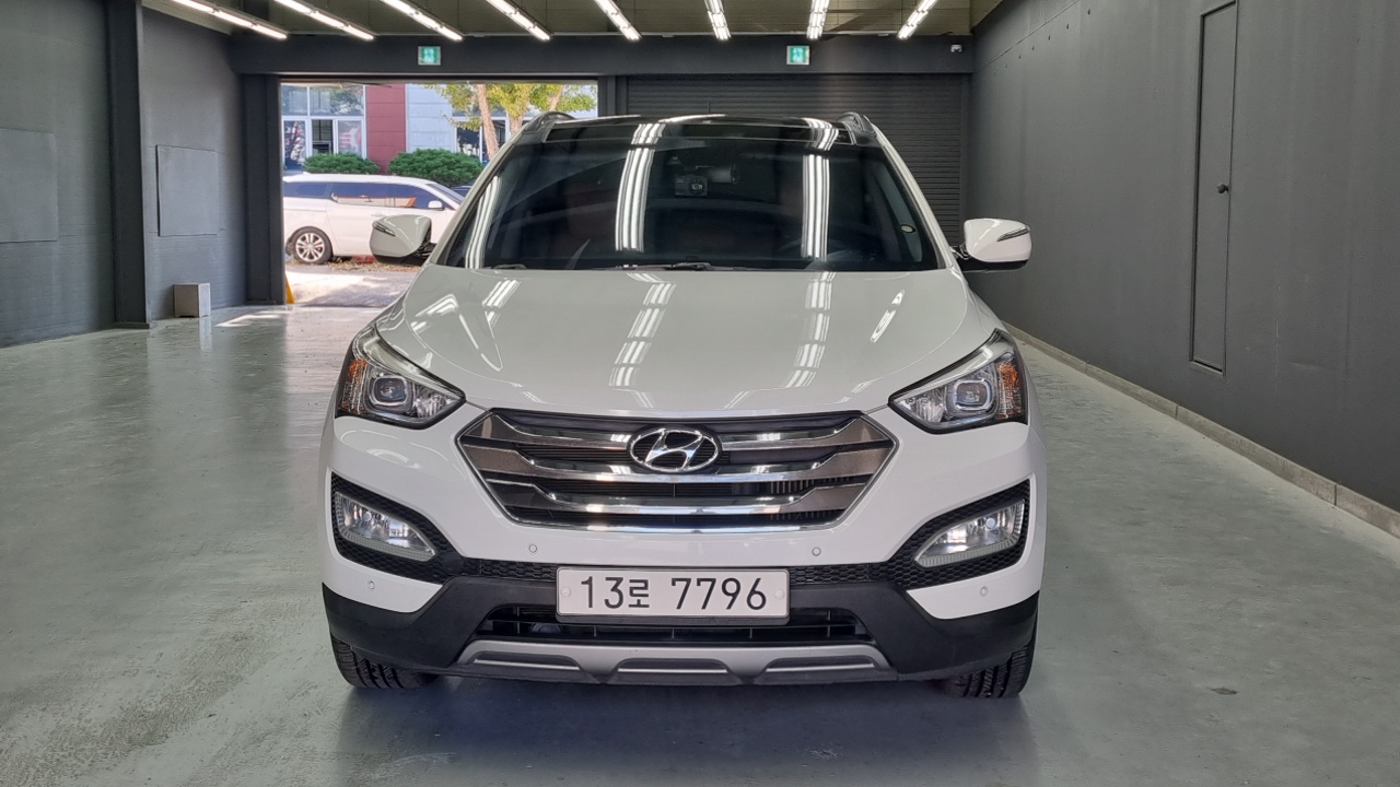 Hyundai Santafe Diesel(e-VGT) 2.0 2WD Exclusive Special — пробег 99 000 км — фото 3 из 5