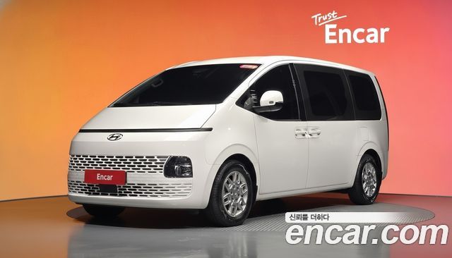 Hyundai Staria Tourer 11-Seater Modern — пробег 73 321 км — фото 1 из 5
