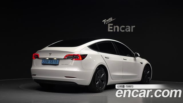 Tesla Model 3 Standard Range Plue RWD — пробег 76 167 км — фото 2 из 5