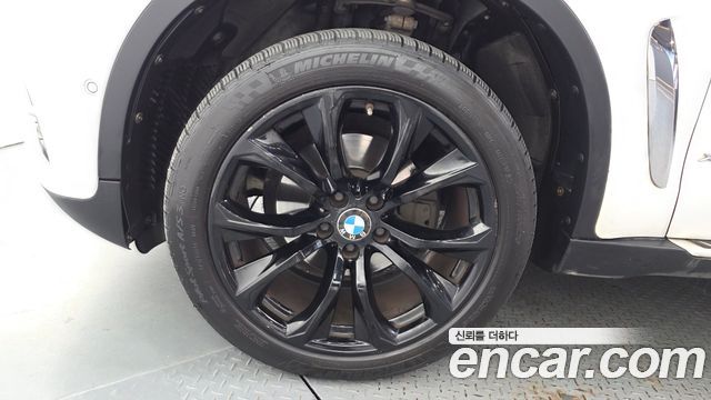 BMW X6 xDrive 30d — пробег 190 402 км — фото 5 из 5
