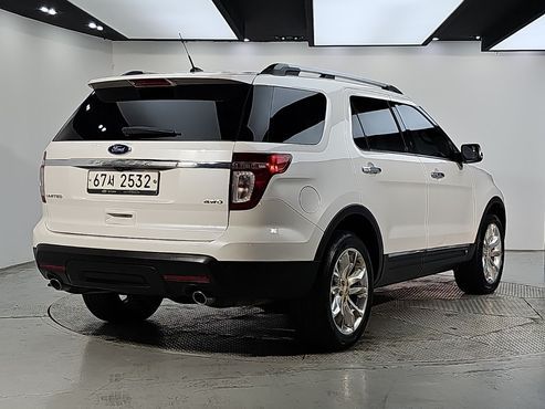 Ford Explorer 3.5 Limited 4WD 5th — пробег 105 177 км — фото 4 из 5