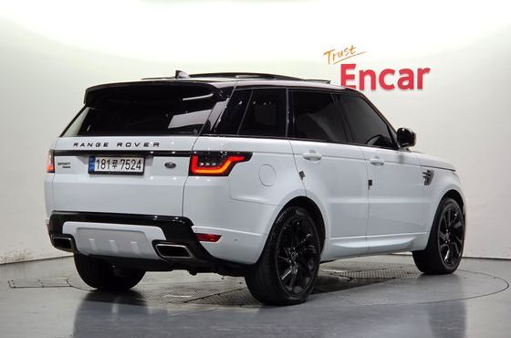 Land Rover Range Rover Sport 3.0 SDV6 HSE Dynamic — пробег 119 071 км — фото 2 из 5
